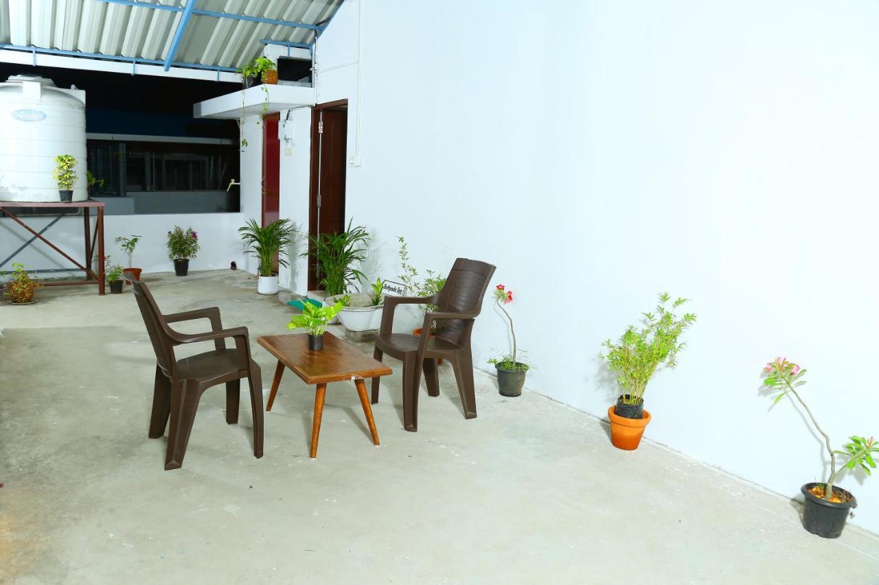 Bethesda Inn Kochi Екстериор снимка