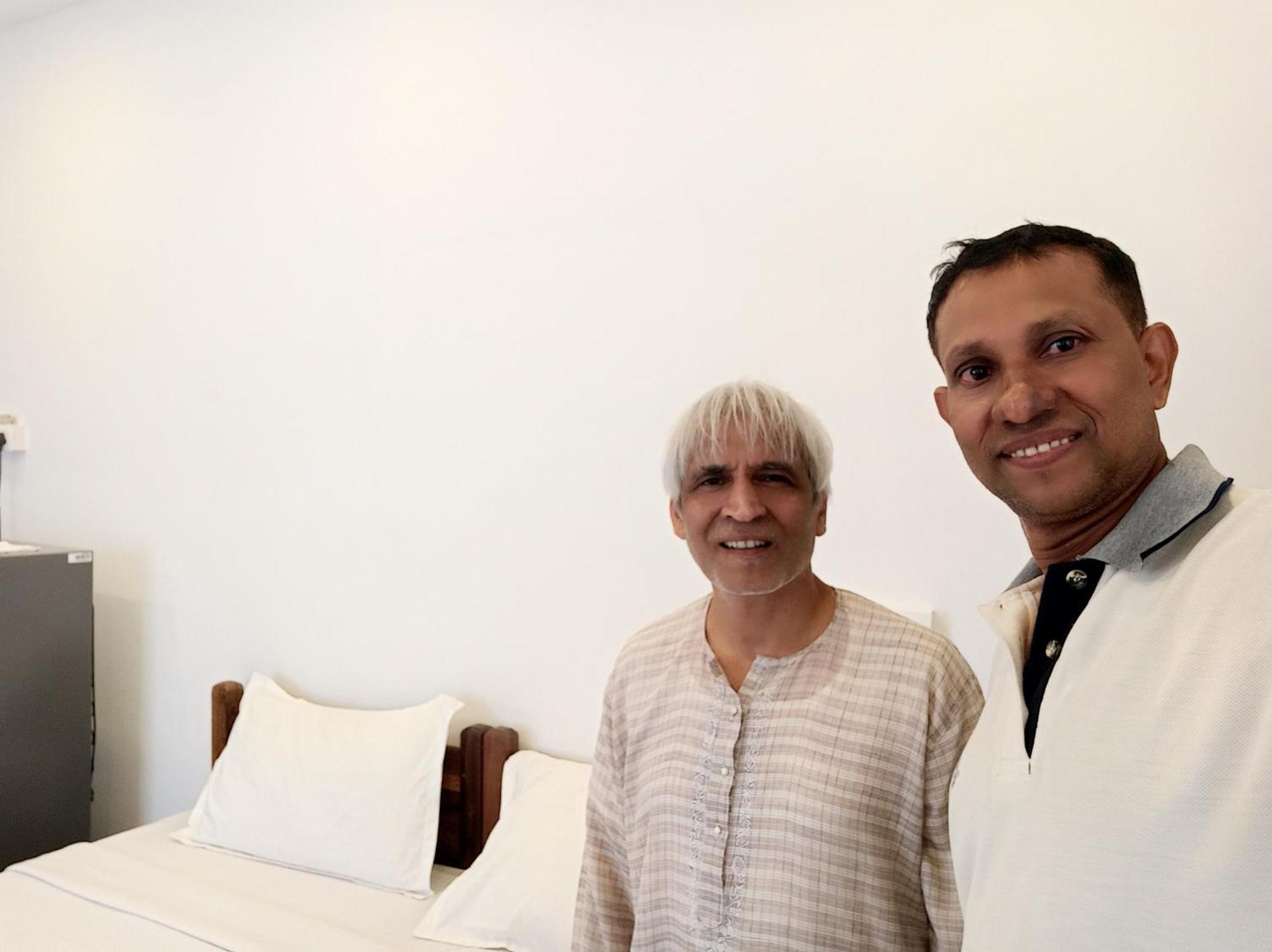 Bethesda Inn Kochi Екстериор снимка