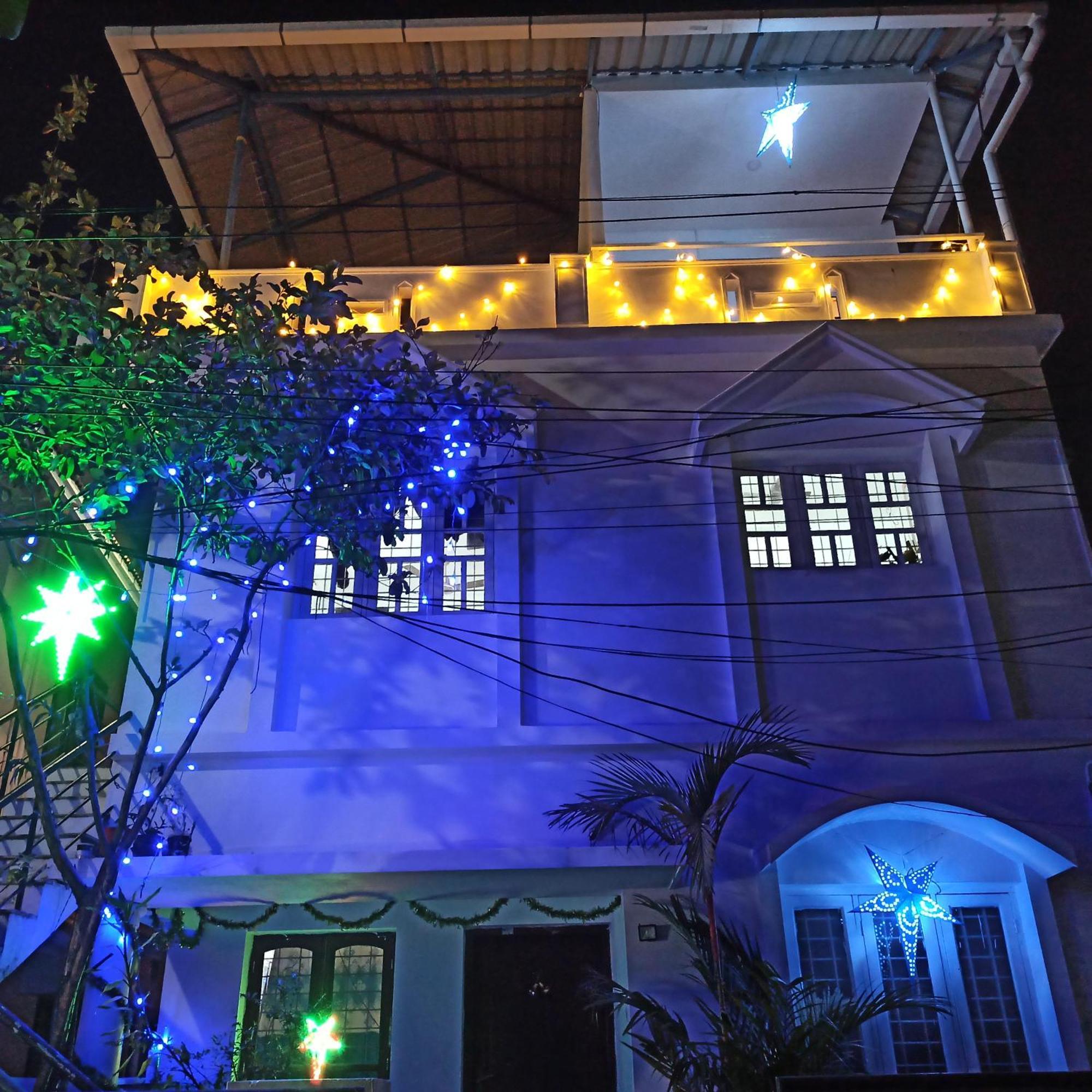 Bethesda Inn Kochi Екстериор снимка