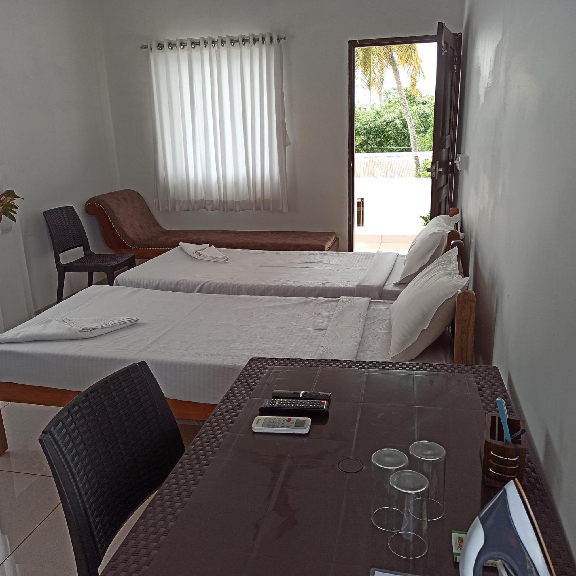 Bethesda Inn Kochi Екстериор снимка