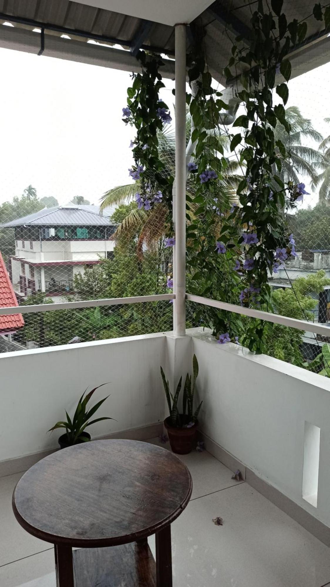 Bethesda Inn Kochi Екстериор снимка